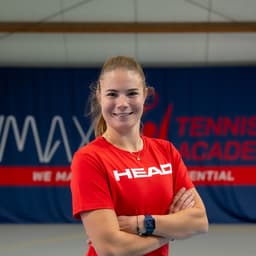 Photo of Selina Kaufmann